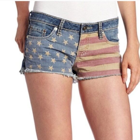 YMI Denim Jean Stars & Stripes Flag Shorts Sz 9 #185H - Picture 2 of 11
